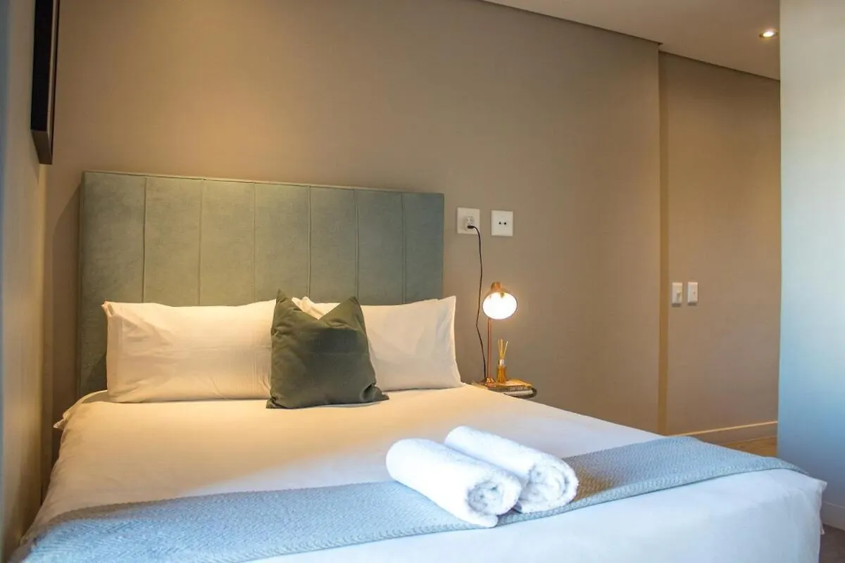 Apartment Two Bedroom Central & Secure Cape Town South Africa