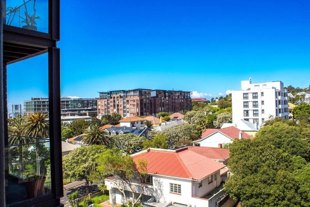 Two Bedroom Central & Secure Cape Town Apartment